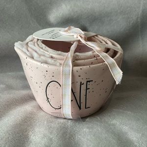 Rae Dunn PINK speckled measuring cups
